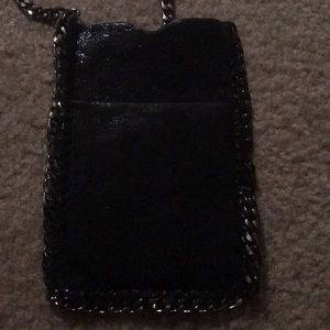 Crossbody black magnetic purse $40.00